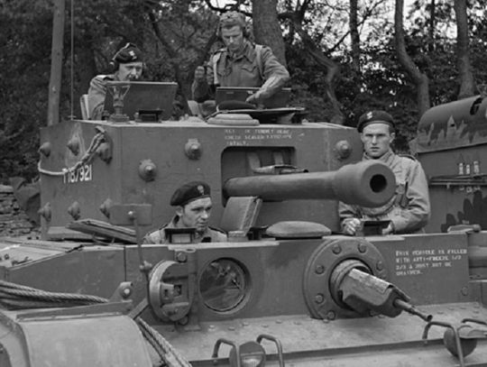 7.08.1944 dywizja gen. Maczka rozpoczęła walki pod Falaise