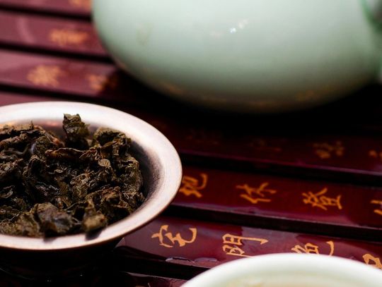 Dlaczego oolong wraca do łask? Między tradycją a nowoczesnym rytuałem