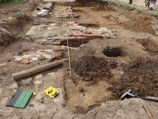 Fragmenty gotyckich murów odkryte w rzeszowskim Zamku