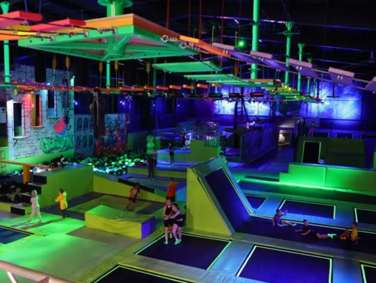 Grawitacja Rzeszów – Park Trampolin. Godziny otwarcia, opinie