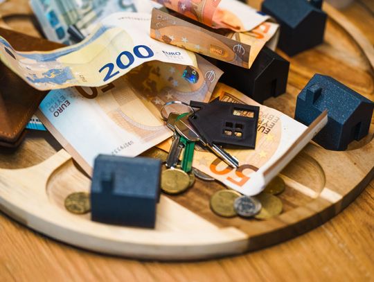 Jak sprzedać zadłużoną nieruchomość?