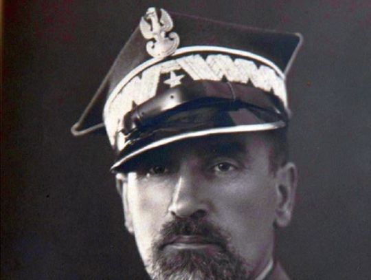 Kordian Józef Zamorski - ostatni komendant Policji Państwowej pochodził spod Gorlic.