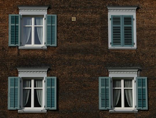 Okna PCV, aluminiowe czy drewniane - Charakterystyka poszczególnych rozwiązań