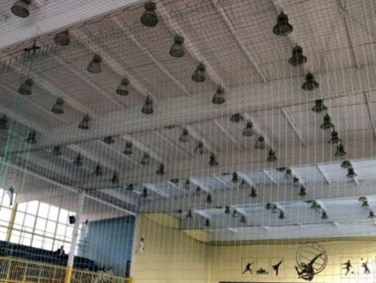 Piłkochwyty – jakie pełnią funkcje na boiskach i obiektach sportowych