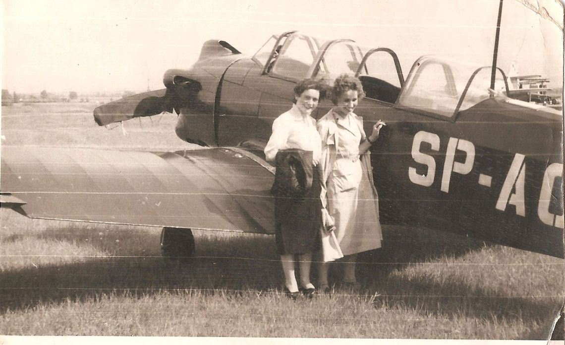 Na lotnisku w Jasionce w latach 50. XX wieku