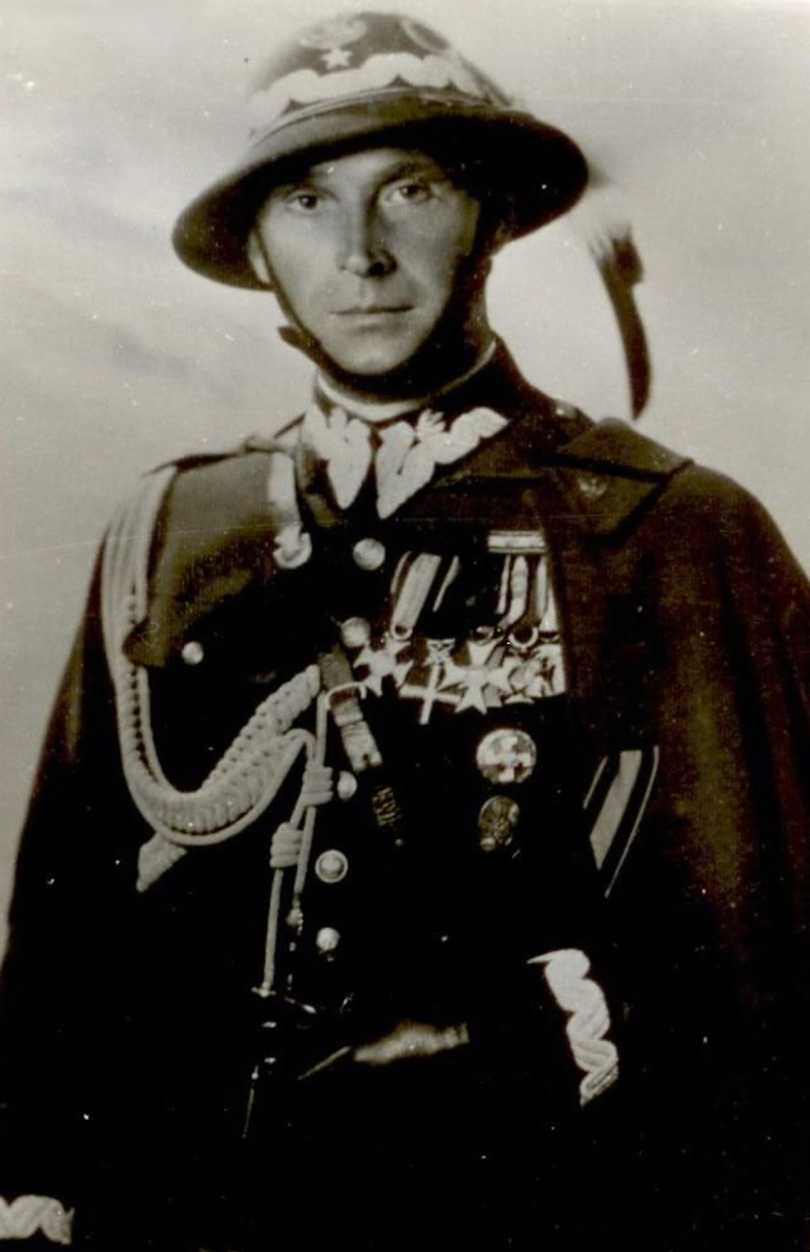 Od strzelca do generała. Mieczysław Boruta Spiechowicz (1894-1985)